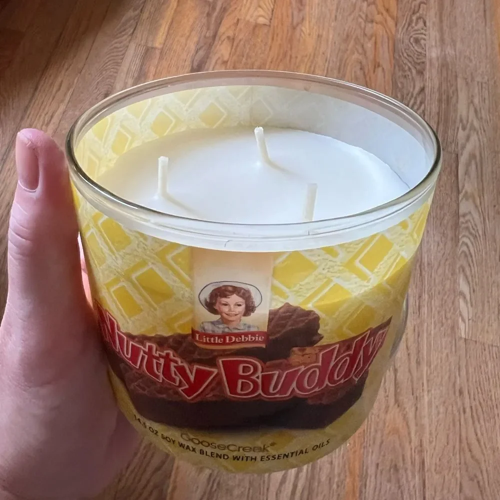 Goose Creek Little Debbie Lmtd Ed 3 Wick Candle Nutty Buddy 14.5oz